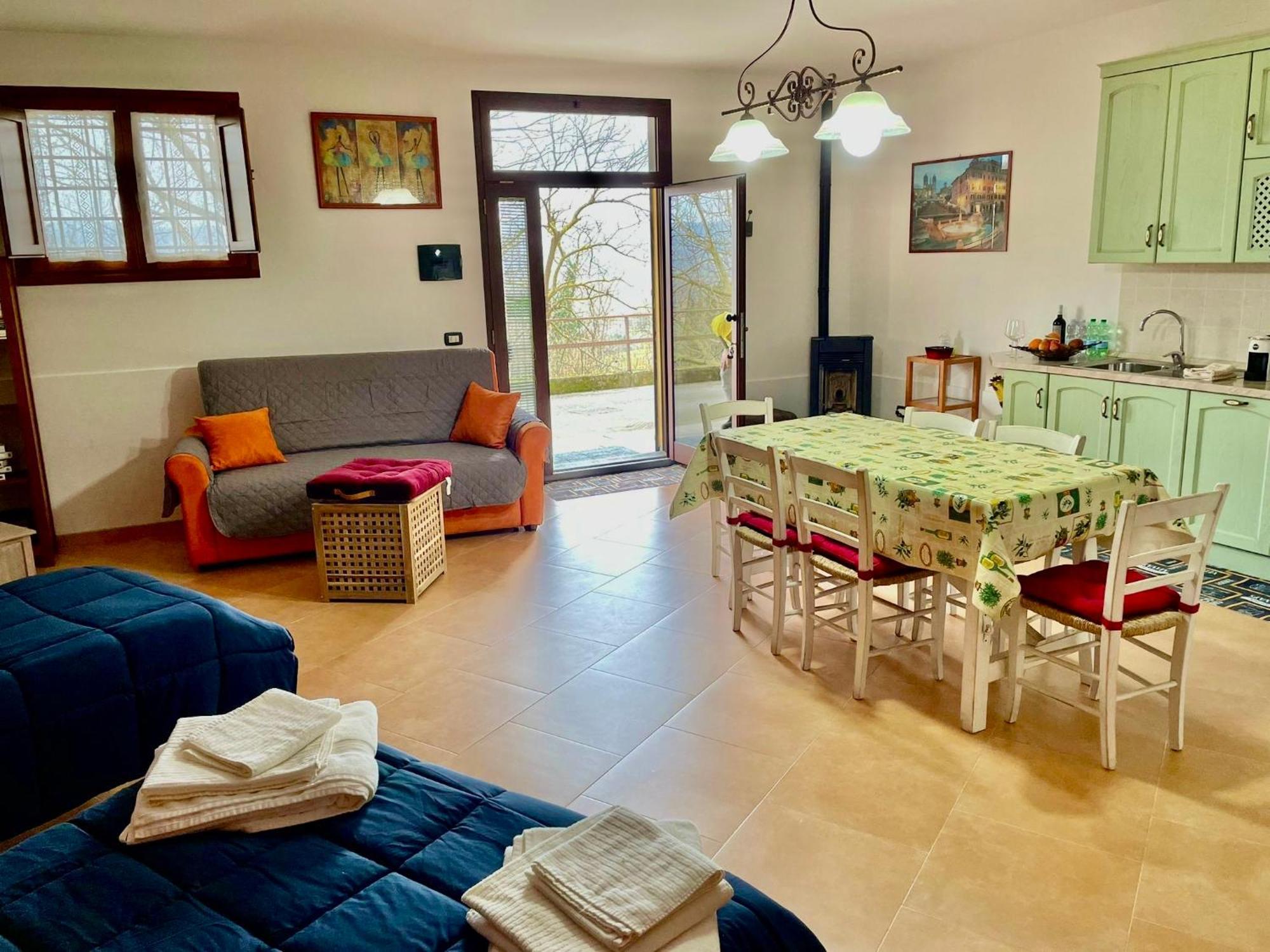 פאברו Casa Vacanze Il Poggio מראה חיצוני תמונה